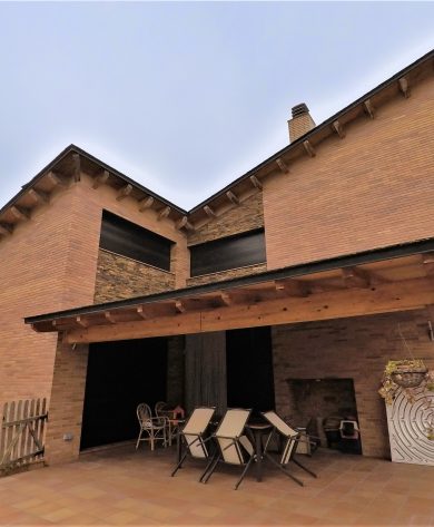 Viv unifamiliar aïllada